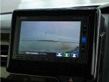 ◆バックカメラ◆リバースにするだけで映ります、後方の安全確認や、狭い駐車場での車庫入れ、雨の日や夜間など視界の悪い時に便利です!安全にバックする為には欠かせない装備です。