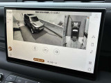【3Dサラウンドカメラ(360&deg;カメラ)】全方位の死角となる部分や発進時・駐車時・細い路地からの運転などカメラを通してモニターで確認することが可能です。