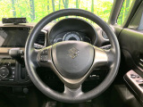 【ステアリングスイッチ】運転中、前方から目線をそらすことなく、オーディオ等の操作が可能な便利機能!安心&快適なドライブを演出してくれます♪