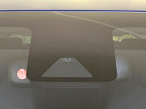 【トヨタセーフティセンス】走行中に前方の車両等を認識し、衝突しそうな時は警報とブレーキで衝突回避と被害軽減をアシスト。より安全にドライブをお楽しみいただけます。