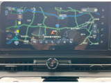 NissanConnectナビゲーションシステム(地デジ内蔵)12.3インチワイドディスプレイ、ハンズフリーフォン、VICS(FM多重)、Bluetooth対応、USB・HDMI接続、Apple CarPlay・Android Auto連携機能)