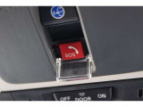「Honda CONNECT」で緊急時にオペレーターのサポートを受けたり、スマートフォンでクルマのエアコンをONにできたりと『つながる』サービスが受けられます。※別途、登録必要。
