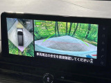 【アラウンドビューモニター】専用のカメラにより、上から見下ろしたような視点で360度クルマの周囲を確認することができます☆死角部分も確認しやすく、狭い場所での切り返しや駐車もスムーズに行えます。