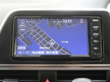 タッチパネル式で使いやすく、お出かけもラクラクです。