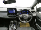 ご覧の車両以外にも多数のU-Carを展示販売しております。