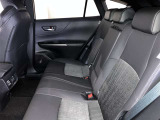ゆとりある広々とした車内空間は、ドライブを始め買い物やレジャーなど、幅広く活躍します。一人でもみんなとでもお出かけを楽しみましょう!