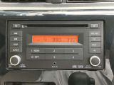 純正CDラジオチューナーございます。運転中に好きな音楽を聴くことが可能です。