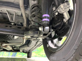 お車を安心してお乗りいただく為には、足回りの定期点検が欠かせません。サービスサポート(有償保証)では無料点検もご提供しており、安心のカーライフをお過ごしいただけるサポート体制が整っています。
