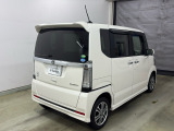 斜め後ろの画像です。是非現車をご確認ください!