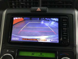 バックガイドモニターで、後方を確認しながら安心して駐車することができます。運転初心者も熟練者も必須の機能ですよ!