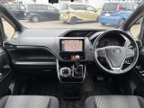 ヴォクシー 2.0 ZS 煌 修復歴無し