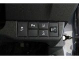 ホンダセンシング搭載!誤発進抑制機能・路外逸脱抑制機能・歩行者事故低減ステアリング・車線維持支援システム・先進車発進お知らせ機能など多彩な先進安全機能でより安全で快適なドライブを支援します。
