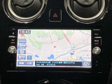 【メモリーナビゲーション】メモリーナビが付いているので、お出かけのときも迷わず目的地に到着出来ます♪♪データへのアクセスが早いので、スピーディーな操作感を求める方にオススメ★