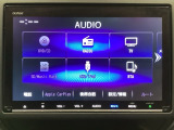 ナビゲーションはフルセグTV、インターナビ対応のGathers純正メモリーナビを搭載しています。Bluetoothオーディオ機能がありますので、スマートフォンなどの音楽も再生できます。