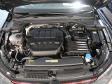 ●Volkswagenを知り尽くしたスペシャリストが隅々まで整備●各モデルの情報がインプットされた専用テスターで過去の細かな不具合を確認。モデルごとや部位ごとに専用スペシャルツールを用いて整備します。