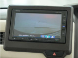 ◆バックカメラ◆リバースにするだけで映ります、後方の安全確認や、狭い駐車場での車庫入れ、雨の日や夜間など視界の悪い時に便利です!安全にバックする為には欠かせない装備です。