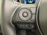 運転中、オーディオの操作をしてて、ハッとしたことはありませんか?ステアリングスイッチは、運転中でもハンドルでオーディオの操作が可能です。安全なドライブをサポートします。