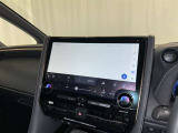 ディスプレイオーディオを装備。スマホとクルマをつなぐことで、これまでのナビに加えて、いろんなサービスが楽しめます。