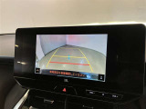 バックガイドモニターで、後方を確認しながら安心して駐車することができます。運転初心者も熟練者も必須の機能ですよ!
