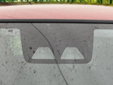 【スマートアシスト3】走行中に前方の車両等を認識し、衝突しそうな時は警報とブレーキで衝突回避と被害軽減をアシスト。より安全にドライブをお楽しみいただけます。