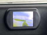 ●サイドカメラ:左側面の視界が写し出されます!狭い道路での走行や駐車ラインの確認などにも役立ちます!
