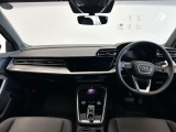 Audi専門のテクニシャンが、100項目にもおよぶ精密な点検を実施。すべてをクリアしたAudi車のみが対象となります。