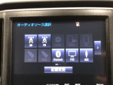 ラジオ、フルセグテレビ、CD/DVD/Bli-rayDisc再生、SD再生・録音(別途micro SDカードが必要)、USB/AUX(音声・映像)再生、Bluetoothオーディオの使用が可能です。