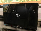 【12.9インチ ディスプレイオーディオ】大画面のディスプレイはAppleCarPlayやAndroidAutoが利用可能。大きな画面でスマホナビアプリ等が利用いただけます♪