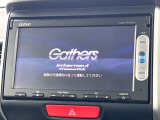 【純正ナビ】人気の純正ナビを装備。オーディオ機能も充実しており、Bluetooth接続すればお持ちのスマホやMP3プレイヤーの音楽を再生可能!毎日の運転がさらに楽しくなります!!