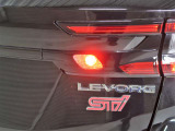 LEDリヤフォグランプ装備!濃霧や吹雪などの悪天候時に自車位置を後続車に知らせ、視界不要による追突を防止することができます。