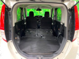 普段のお買い物や通勤、送迎等に十分な荷室スペースを確保しております。セカンドシートを倒すと、大きな荷物の積載も可能です♪