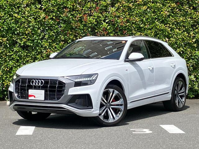 Q8 55 TFSI クワトロ 4WD 