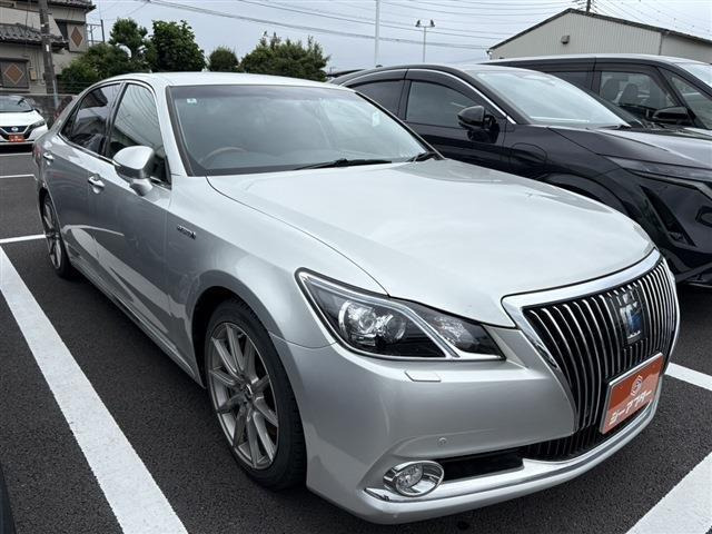 クラウンマジェスタ 3.5 Fバージョン 禁煙車 黒レザーシート 純正8インチナビ