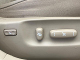 【パワーシート】スイッチ一つで簡単にシートの微調整が可能!電動だから力もいりません!快適なシートポジションにセットして、快適なドライブをお楽しみください。