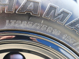 タイヤは2021年モデルのジオランダー285MTタイヤが装備されております!