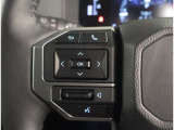 ステアリングスイッチが使い易いですね!