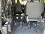 納車前に当店エンジニアがしっかり点検整備。プロの目で厳しくチェックいたします。トヨタディーラーの安心です。