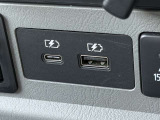 【USB電源ソケット】USB電源ソケット タイプA+タイプC付き!!