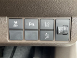【運転席操作部】『運転席周辺の装備』の画像になります。快適なドライブを楽しむための機能が装備されています!運転席から触れるので使いやすいです!