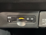 いまや快適なカーライフに欠かせないETCが付いています。