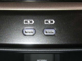 【充電用USB端子】デバイスの充電に便利です。※実際の接続端子は写真で確認or店舗までご気軽にお問合せください♪