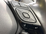 【レーダークルーズコントロール】高速道路での長距離走行が楽に!!自動で速度を保つクルーズコントロールが、衝突軽減システムと連携し、前方の車両を感知して車間を保つように速度調節してくれます!!