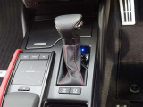 MTモード付。発進時やシフトチェンジ時もストレスなくマニュアル運転を楽しめます♪