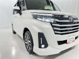 フォグランプ装着車です。暗い夜道の車両前方を明るく照らします