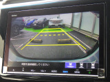 ◆◆バックカメラの画像です。ガイドラインがスムースな車庫入れをサポートいたします!車庫入れの安心感がアップしますね☆