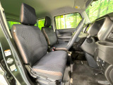 運転席シート廻りは使用感も少なく、良好な状態となっています。丁寧に使われていたことがよくわかりますね。
