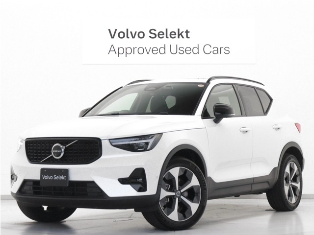 XC40 ウルトラ B4 AWD 4WD