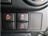 VSC(Vehicle Stability Control)付です。 横滑りを防止する装置です。 万が一の時に作動する、安全のための装置です。