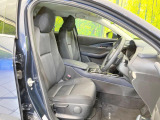 運転席シート廻りは使用感も少なく、良好な状態となっています。丁寧に使われていたことがよくわかりますね。
