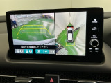 ガイドライン付きバックモニターで車庫入れも安心。知らない道でも安心して楽しくお出かけができます